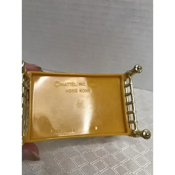 Vintage Mattel 1980 The Littles Miniature Dollhouse Bed Metal & Plastic - Picture 3 of 3
